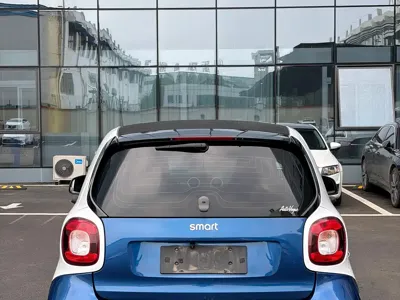 Smart Smart Fortwo 2018, 80000 км, за 5872.85 USD