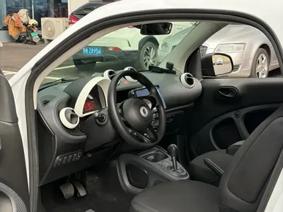 Smart Smart Fortwo 2018, 80000 км, за 5872.85 USD - фото 7