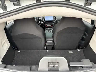 Smart Smart Fortwo 2018, 80000 км, за 5872.85 USD - фото 8