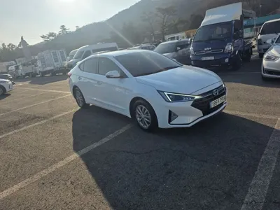Hyundai Avante 2019, 34782 км, за 9120.53 USD