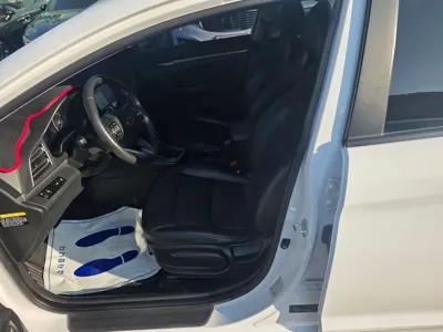 Hyundai Avante 2019, 34782 км, за 9120.53 USD - фото 10