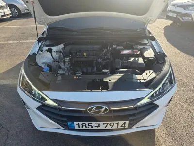 Hyundai Avante 2019, 34782 км, за 9120.53 USD - фото 18