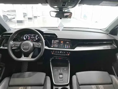 Audi A3 2023, 15900 км, за 23366.23 USD - фото 9