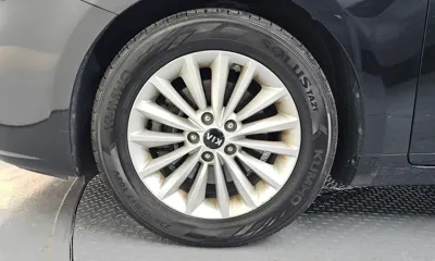 Kia K7 2016, 170338 км, за 4423.46 USD