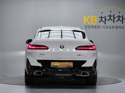 BMW X4 2025, 4685 км, за 53761.32 USD
