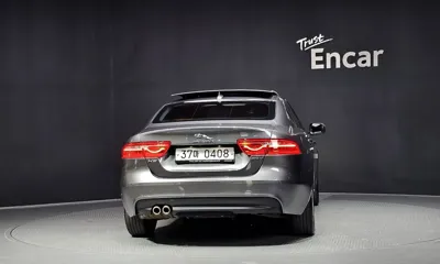 Jaguar XE 2016, 137585 км, за 3583.06 USD