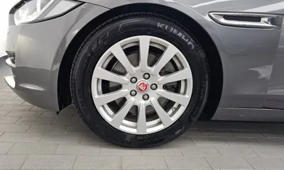 Jaguar XE 2016, 137585 км, за 3583.06 USD