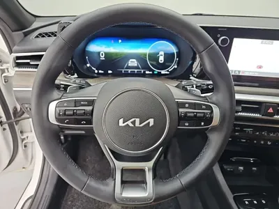 Kia K5 2022, 38207 км, за 26257.06 USD - фото 9