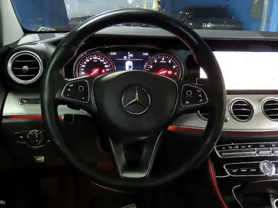 Mercedes-Benz E-Class 2017, 82000 км, за 12899.03 USD - фото 19