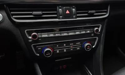 Kia K5 2016, 131069 км, за 6104.77 USD - фото 19