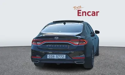 Hyundai Grandeur 2019, 162507 км, за 7922.03 USD