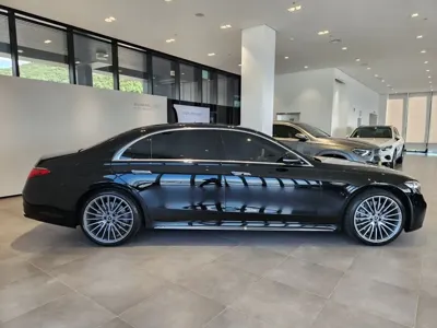 Mercedes-Benz S-Class 2026, 3262 км, за 106840.45 USD - фото 9