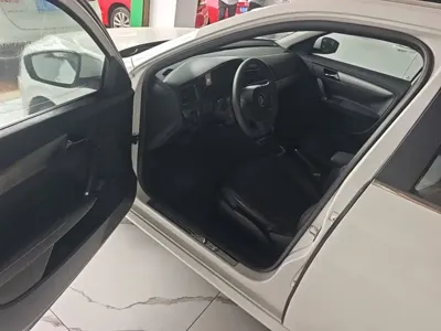 Volkswagen Lavida 2015, 56300 км, за 4243.47 USD - фото 16