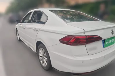 Volkswagen Bora 2019, 120500 км, за 6812 USD