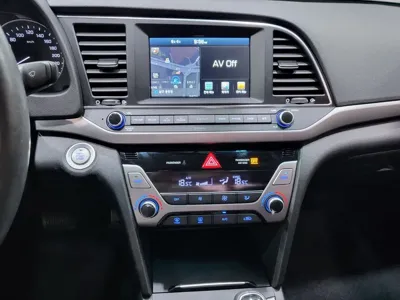 Hyundai Avante 2016, 63000 км, за 6665.38 USD - фото 11