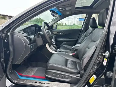 Honda Accord 2015, 170000 км, за 6444.84 USD