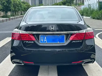 Honda Accord 2015, 170000 км, за 6444.84 USD - фото 8