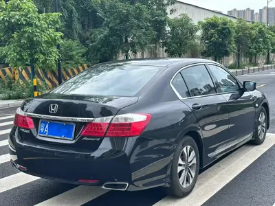 Honda Accord 2015, 170000 км, за 6444.84 USD - фото 9