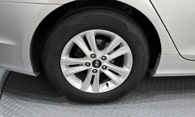 Hyundai Sonata 2013, 148019 км, за 3347.77 USD