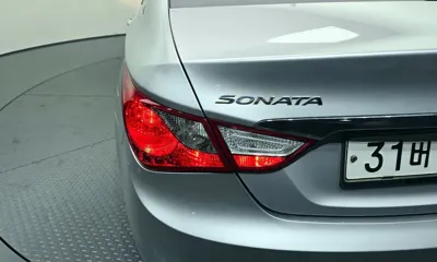 Hyundai Sonata 2013, 148019 км, за 3347.77 USD - фото 23