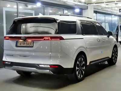 Kia Canival 2021, 28140 км, за 17785.03 USD