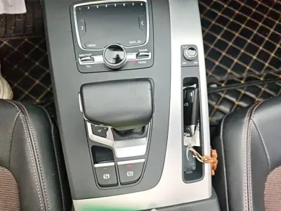 Audi Q5L 2018, 120900 км, за 15229.25 USD - фото 11