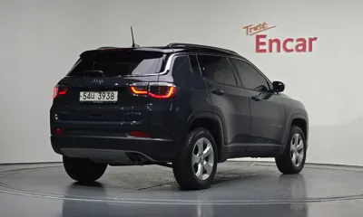 Jeep Compass 2018, 27091 км, за 9518.18 USD