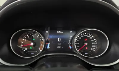 Jeep Compass 2018, 27091 км, за 9446.26 USD - фото 8
