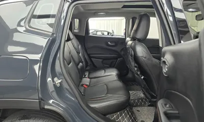 Jeep Compass 2018, 27091 км, за 9446.26 USD - фото 12