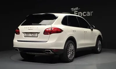 Porsche Cayenne 2012, 68473 км, за 13976.46 USD - фото 2