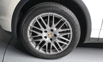Porsche Cayenne 2012, 68473 км, за 13976.46 USD - фото 5