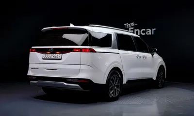 Kia Canival 2021, 88899 км, за 14966.87 USD