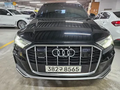 Audi Q7 2022, 98724 км, за 35814.27 USD