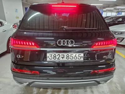 Audi Q7 2022, 98724 км, за 35814.27 USD