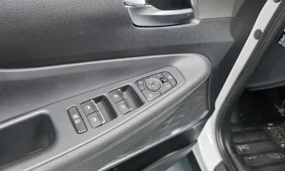 Hyundai Santafe 2019, 148400 км, за 9641.7 USD - фото 19