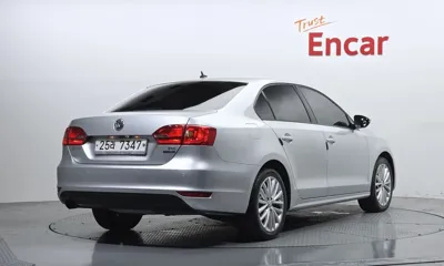 Volkswagen Jetta 2012, 162510 км, за 2247.49 USD