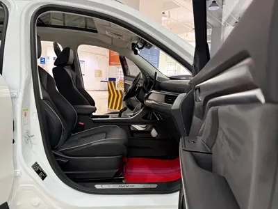 Haval H6 2023, 36000 км, за 12119.46 USD - фото 10