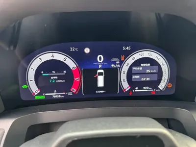 Toyota Alphard 2024, 76000 км, за 117125.45 USD