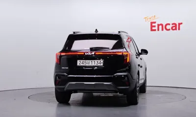 Kia Seltos 2023, 12888 км, за 17421.82 USD