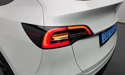Tesla Model Y 2022, 51647 км, за 31528.3 USD - фото 23
