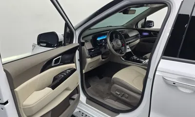 Kia Canival 2023, 99351 км, за 24878.56 USD - фото 11
