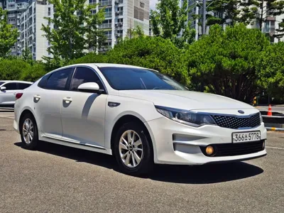 Kia K5 2016, 249150 км, за 2888.28 USD