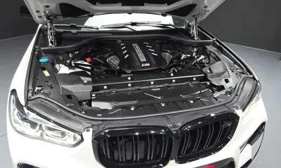 BMW X5M 2022, 42265 км, за 56782.17 USD - фото 6