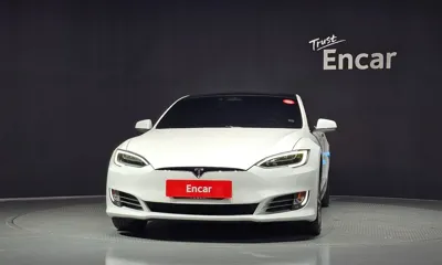 Tesla Model S 2020, 100576 км, за 31921.84 USD