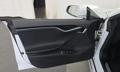 Tesla Model S 2020, 100576 км, за 31921.84 USD - фото 24