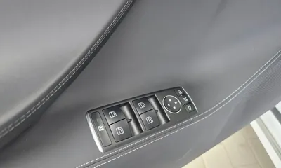 Tesla Model S 2020, 100576 км, за 31921.84 USD - фото 27