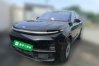 Li Auto L7 · 2023 год