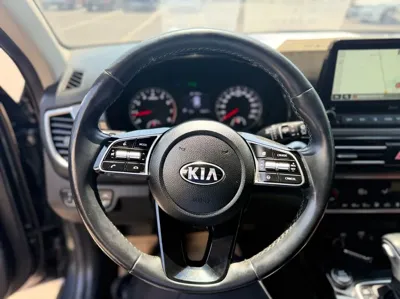 Kia Seltos 2022, 44205 км, за 12997.24 USD - фото 11