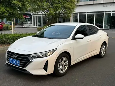 Nissan Sylphy 2025, 8000 км, за 9709.39 USD