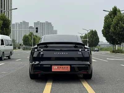 Lynk & Co Z10